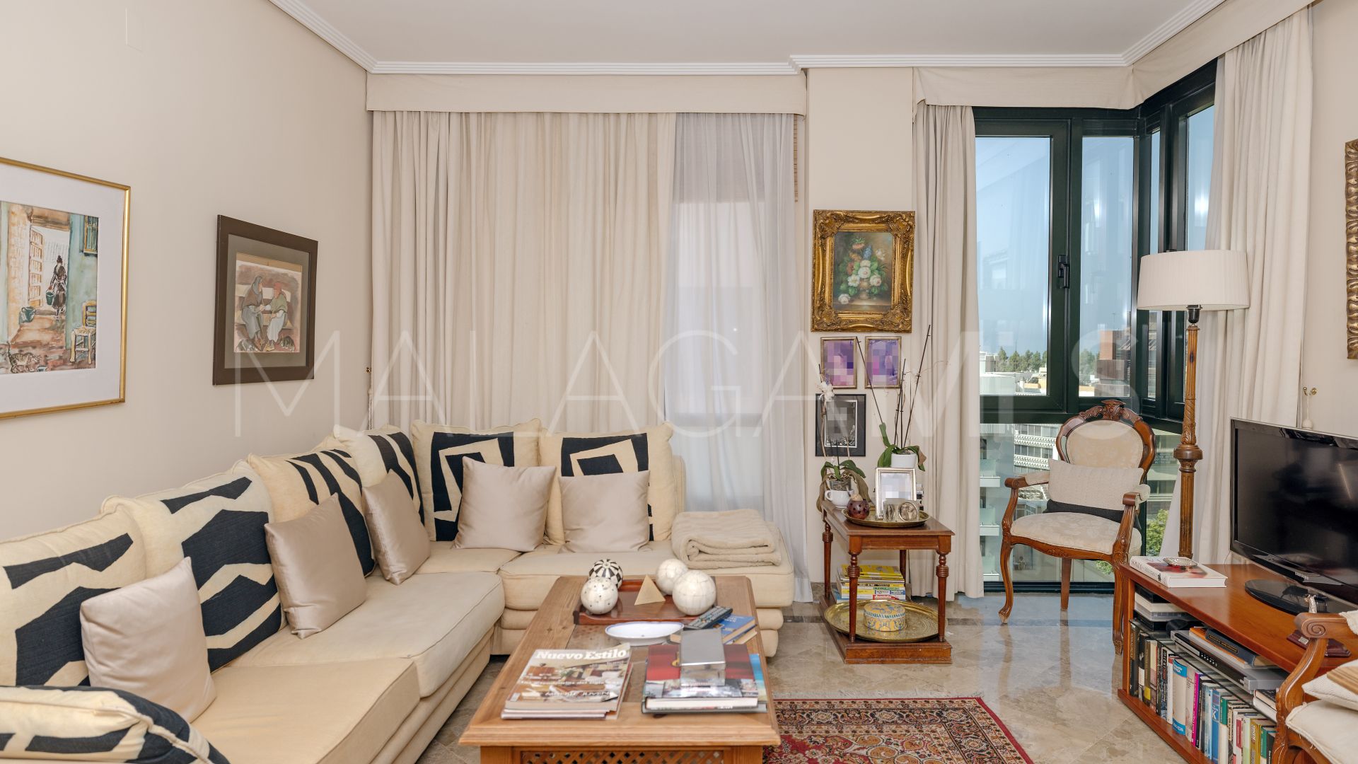 Lägenhet for sale in Marbella City