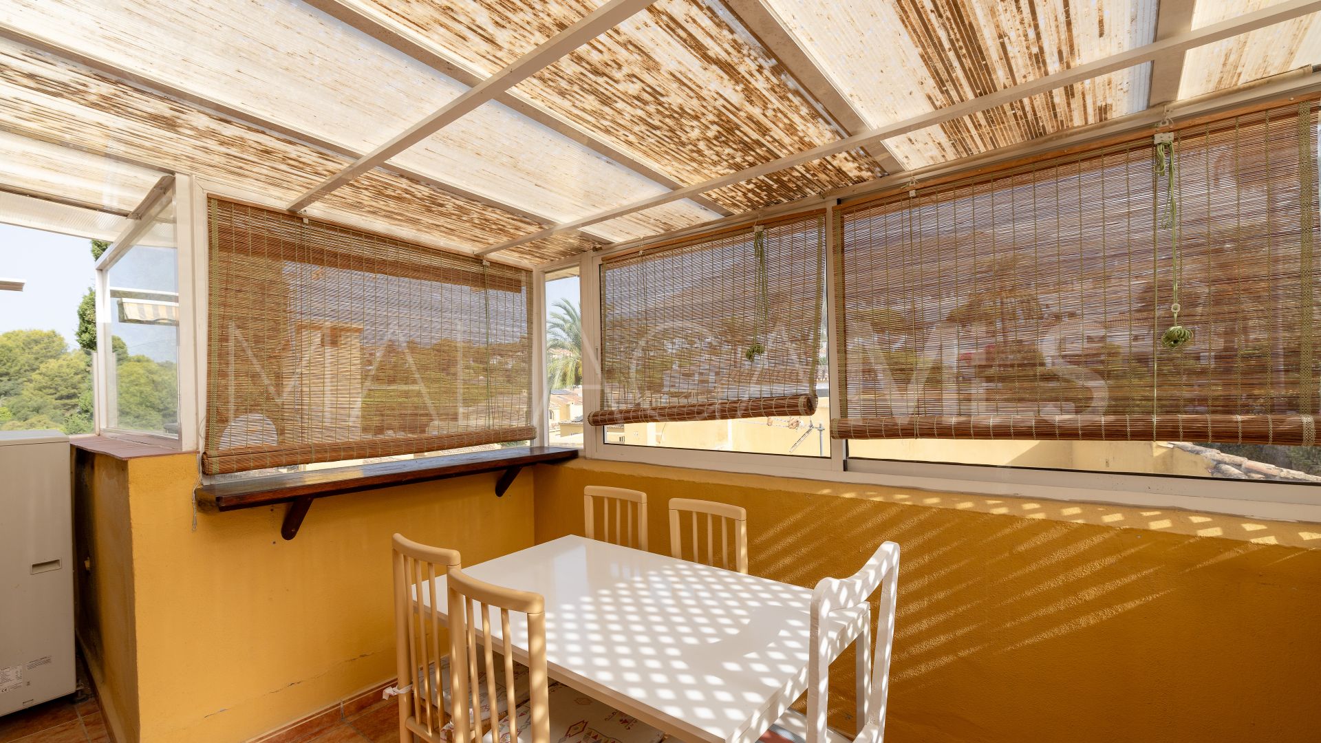 Parhus for sale in La Merced