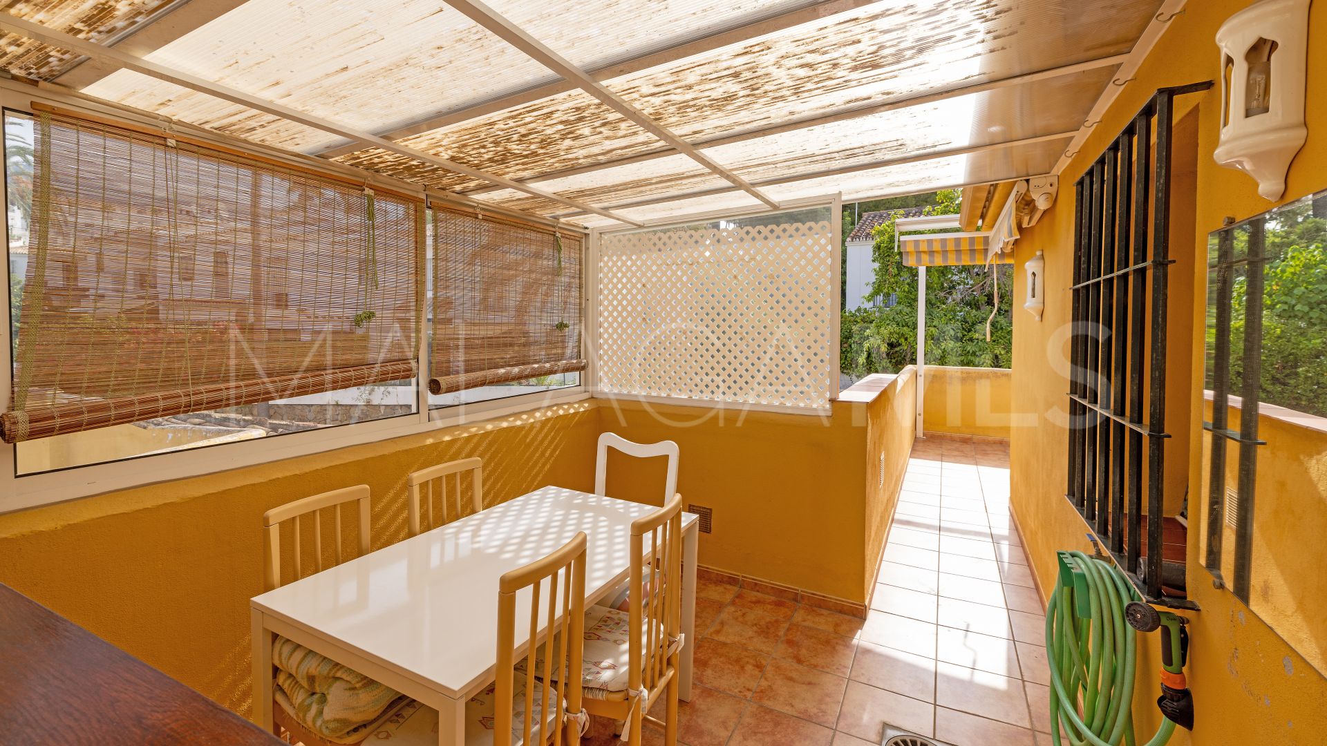 Parhus for sale in La Merced
