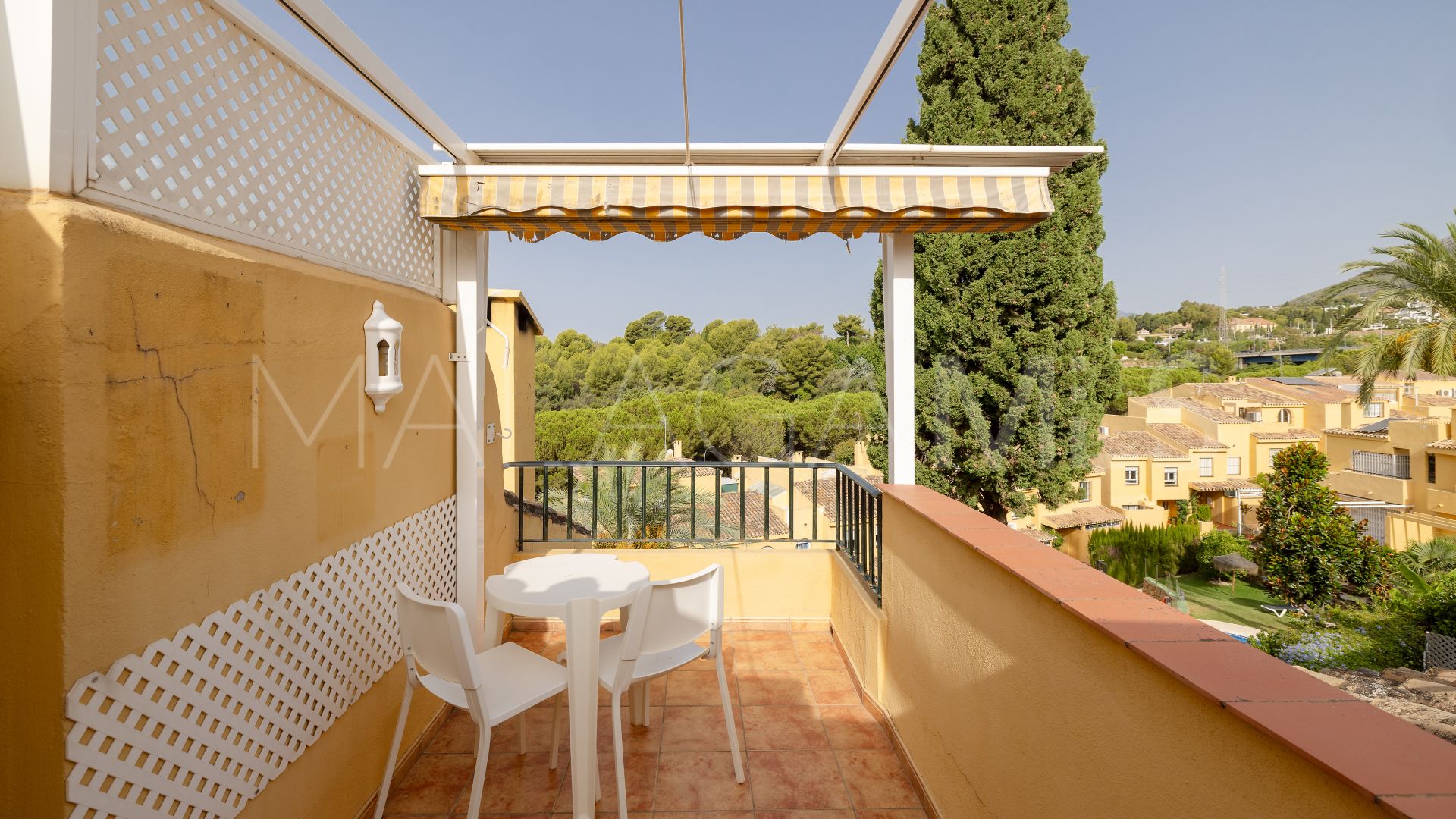 Parhus for sale in La Merced