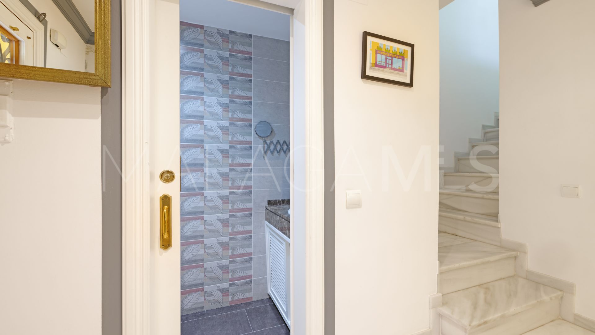 Parhus for sale in La Merced