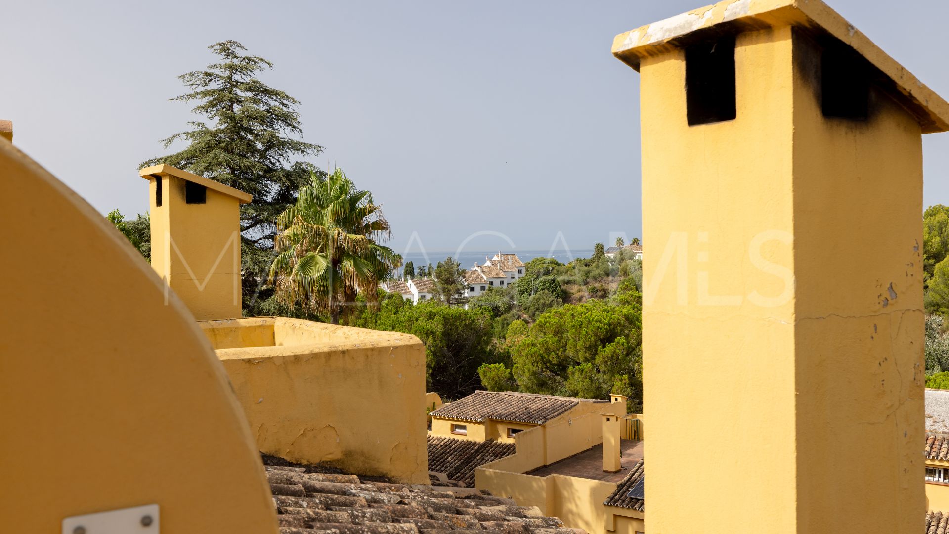 Parhus for sale in La Merced