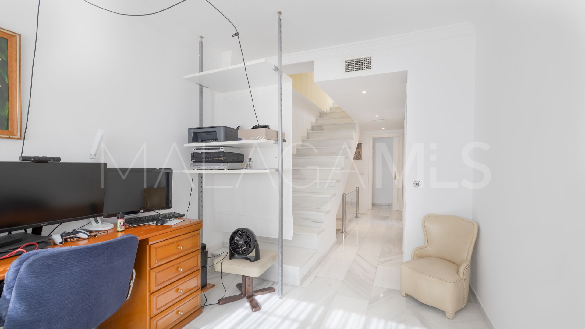 Parhus for sale in La Merced