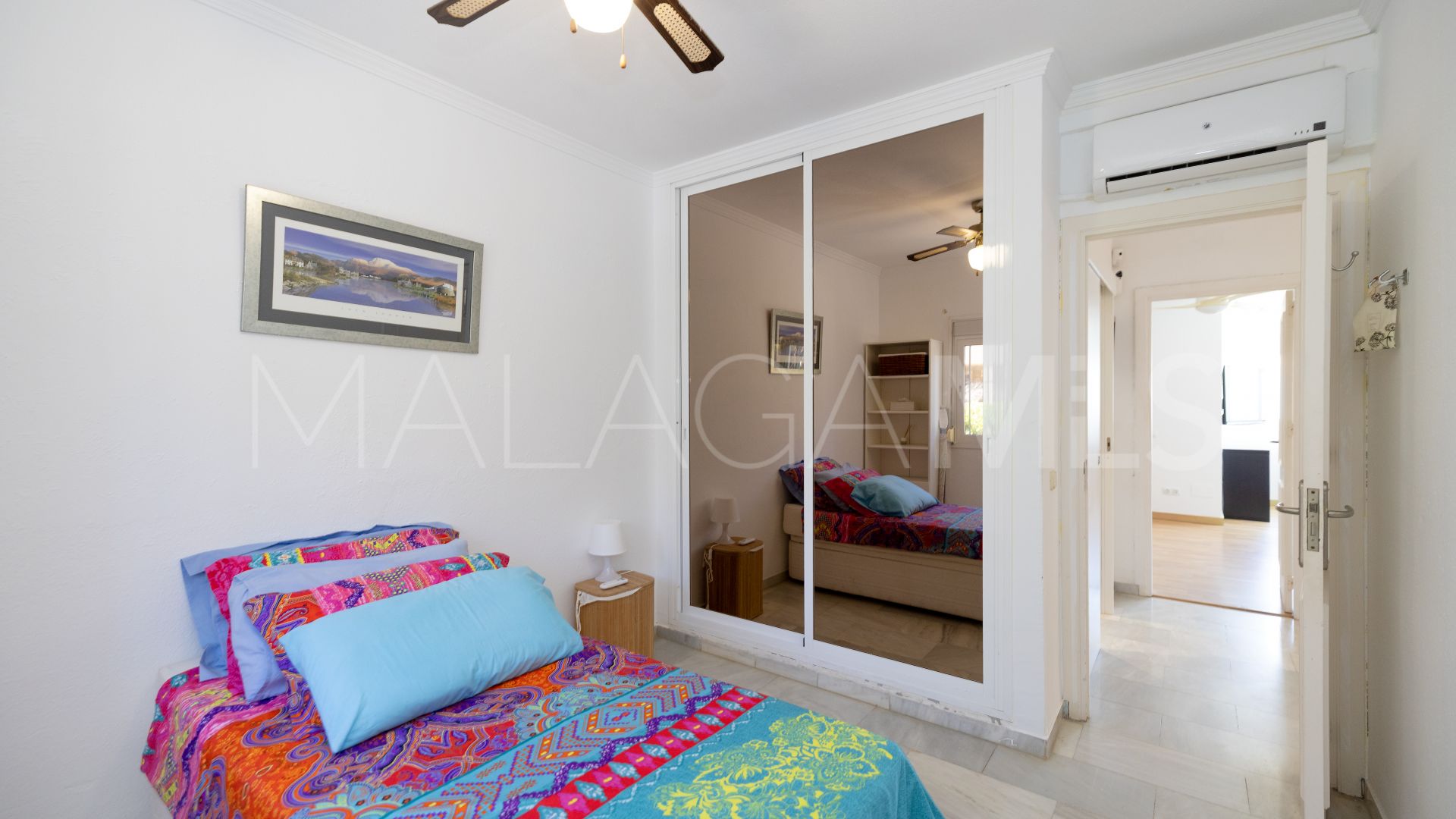Adosado a la venta in Las Chapas with 4 bedrooms
