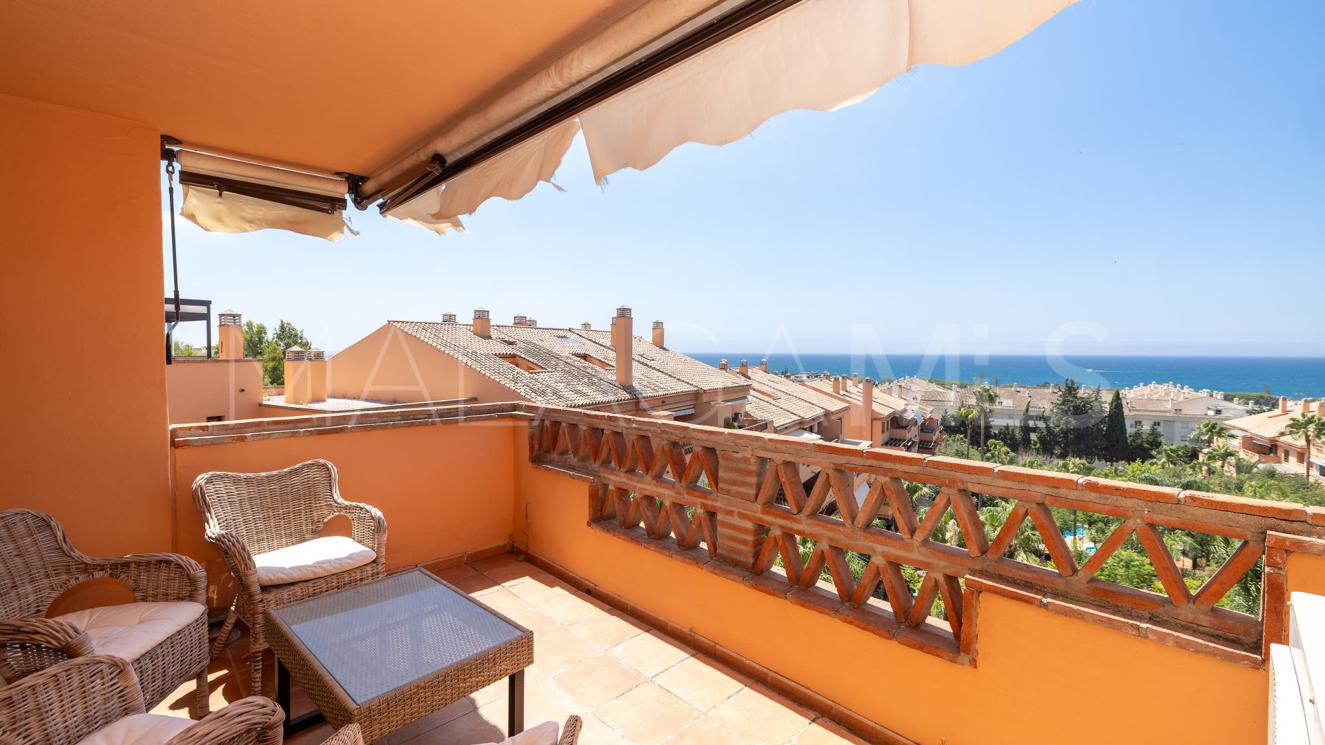 Zweistöckiges penthouse for sale in Costa Nagüeles III
