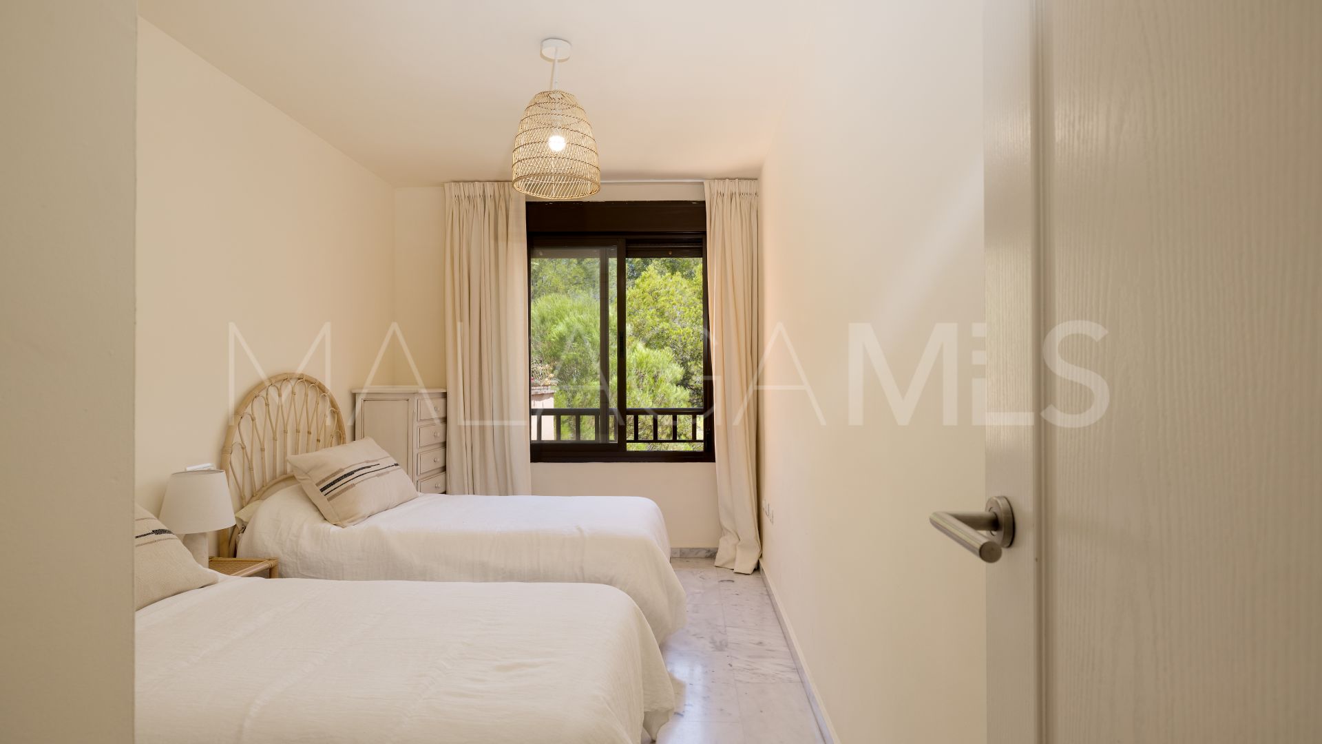 Zweistöckiges penthouse for sale in Costa Nagüeles III