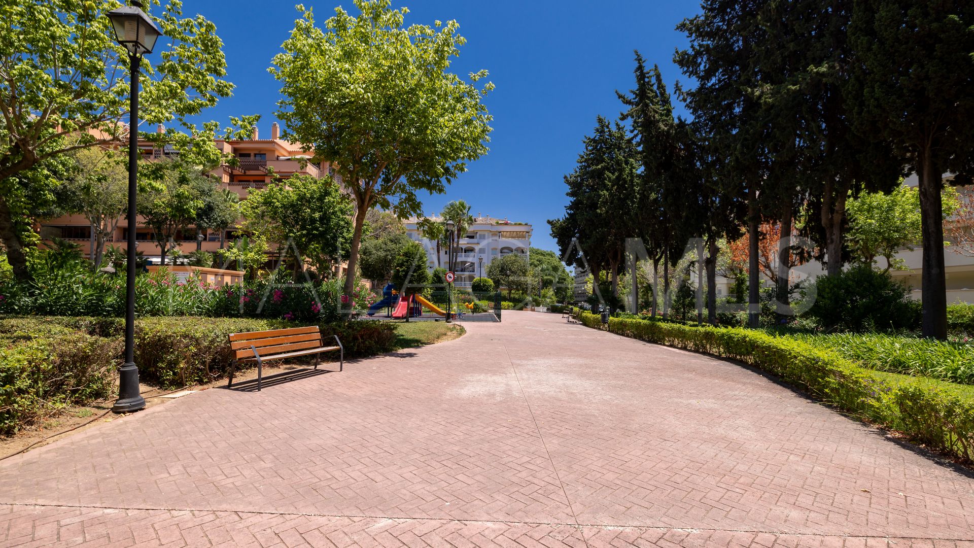 Zweistöckiges penthouse for sale in Costa Nagüeles III