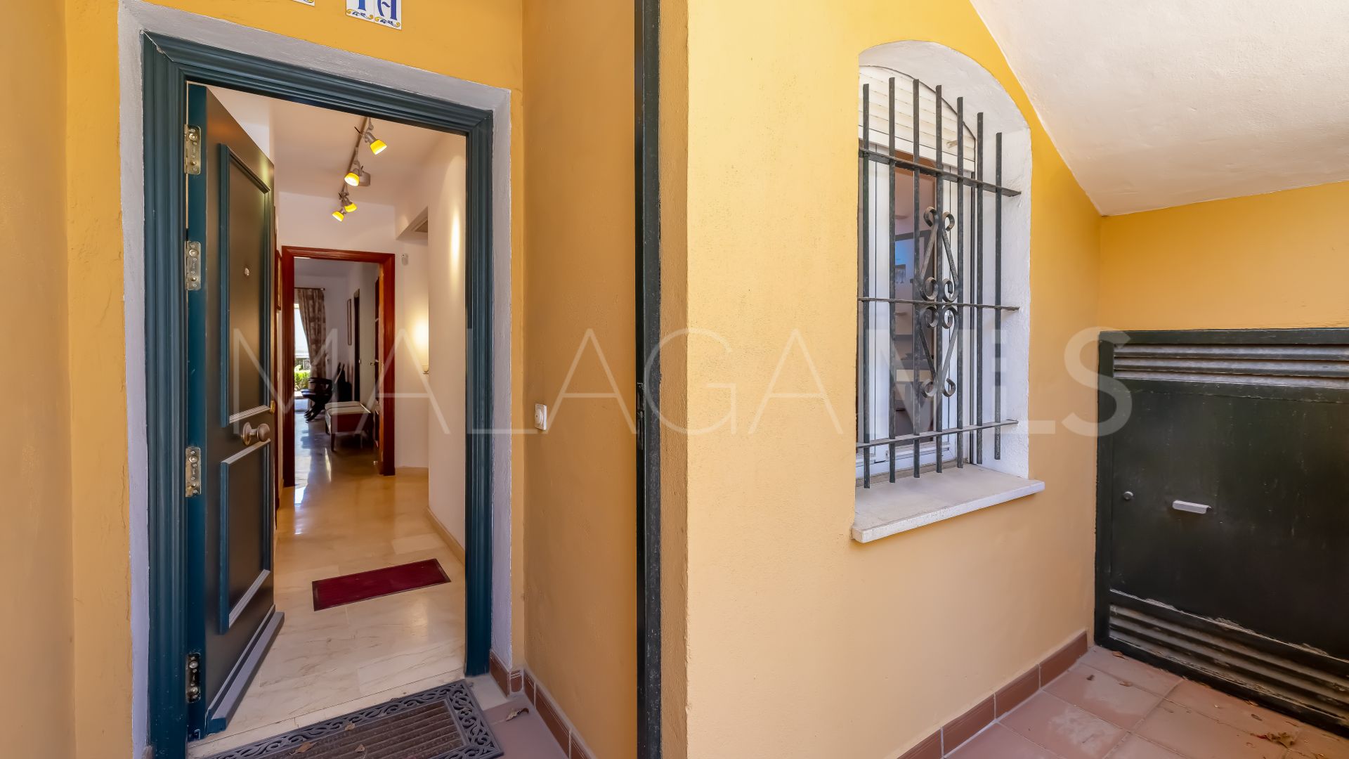 Maison jumelée for sale in Costabella