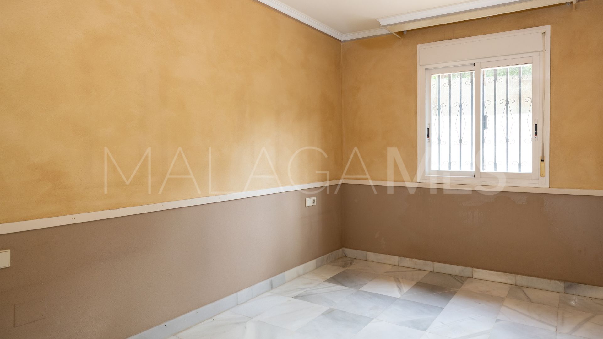 Buy Los Pinos de Nagüeles 3 bedrooms apartment