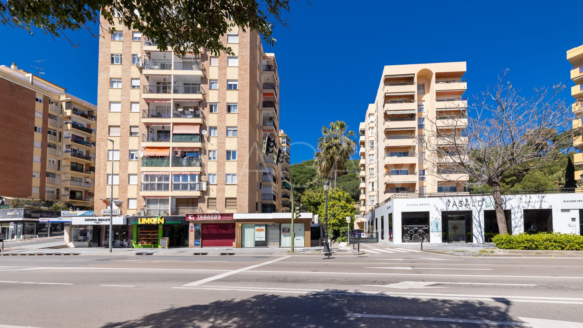 Lägenhet for sale in Marbella City