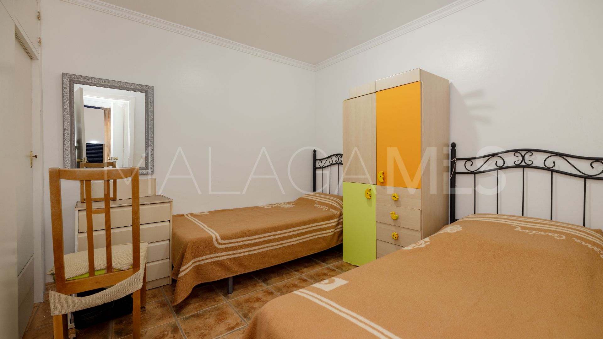 For sale apartment in Playa Bajadilla - Puertos