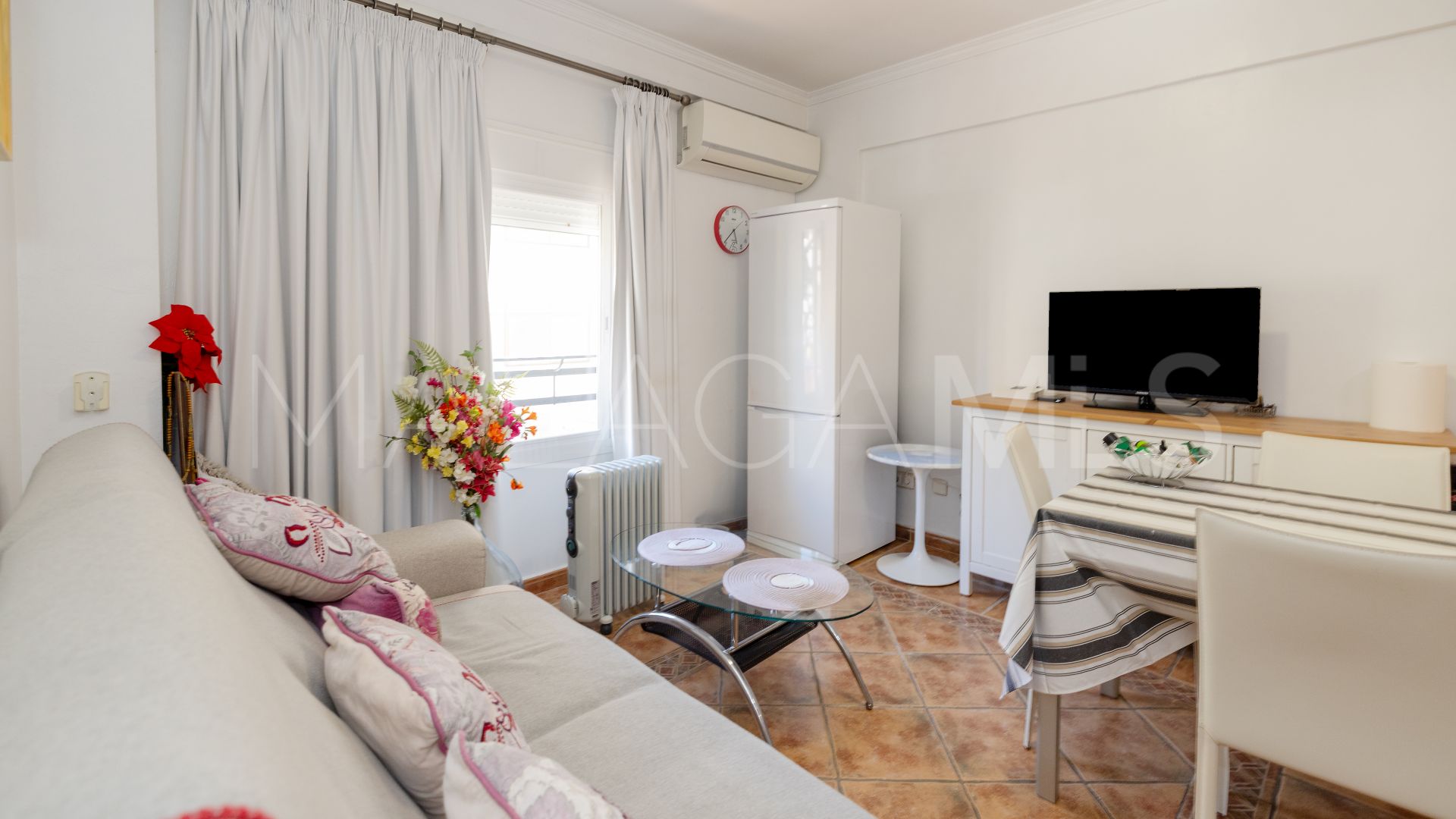 For sale apartment in Playa Bajadilla - Puertos