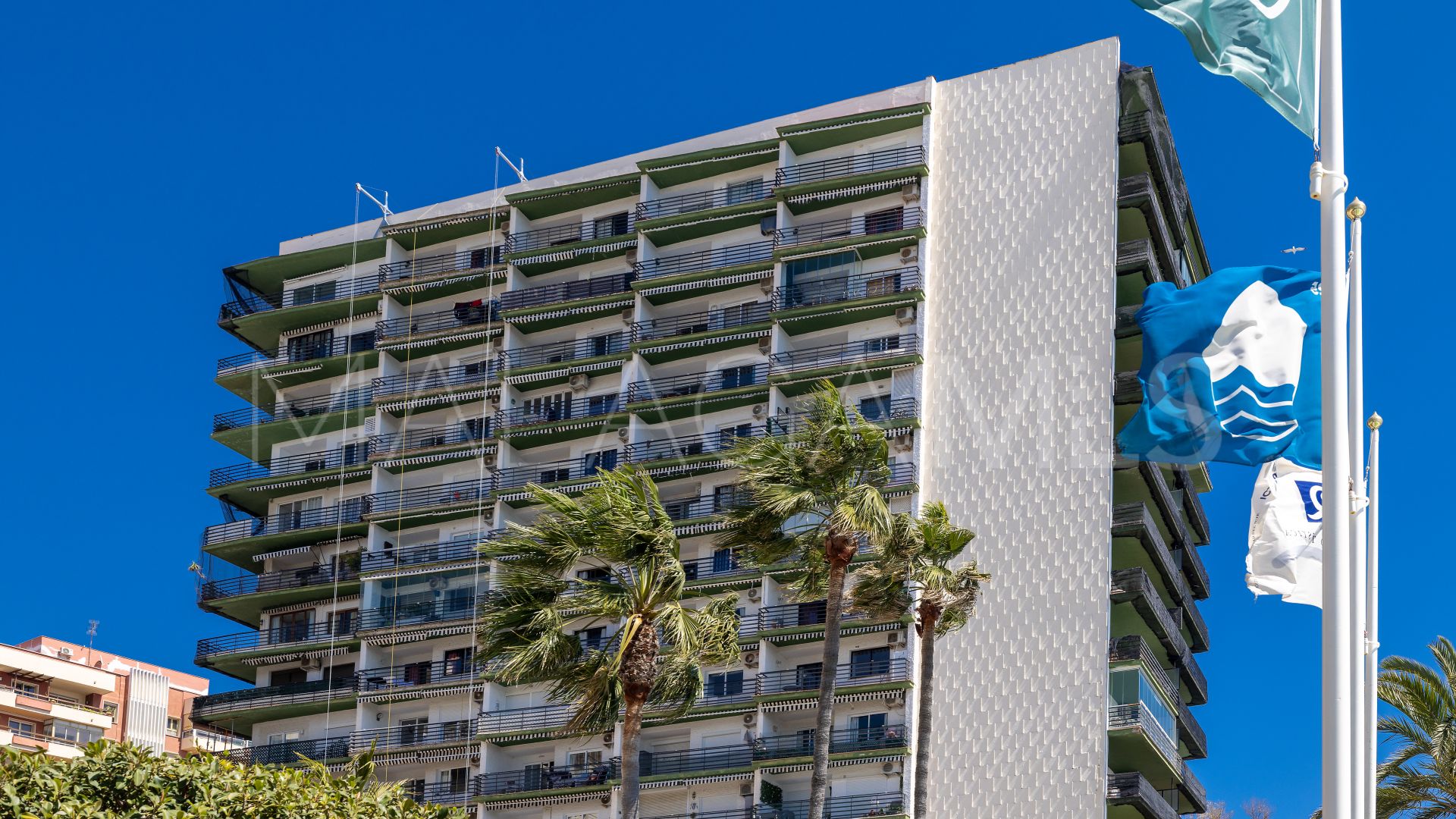 For sale apartment in Playa Bajadilla - Puertos