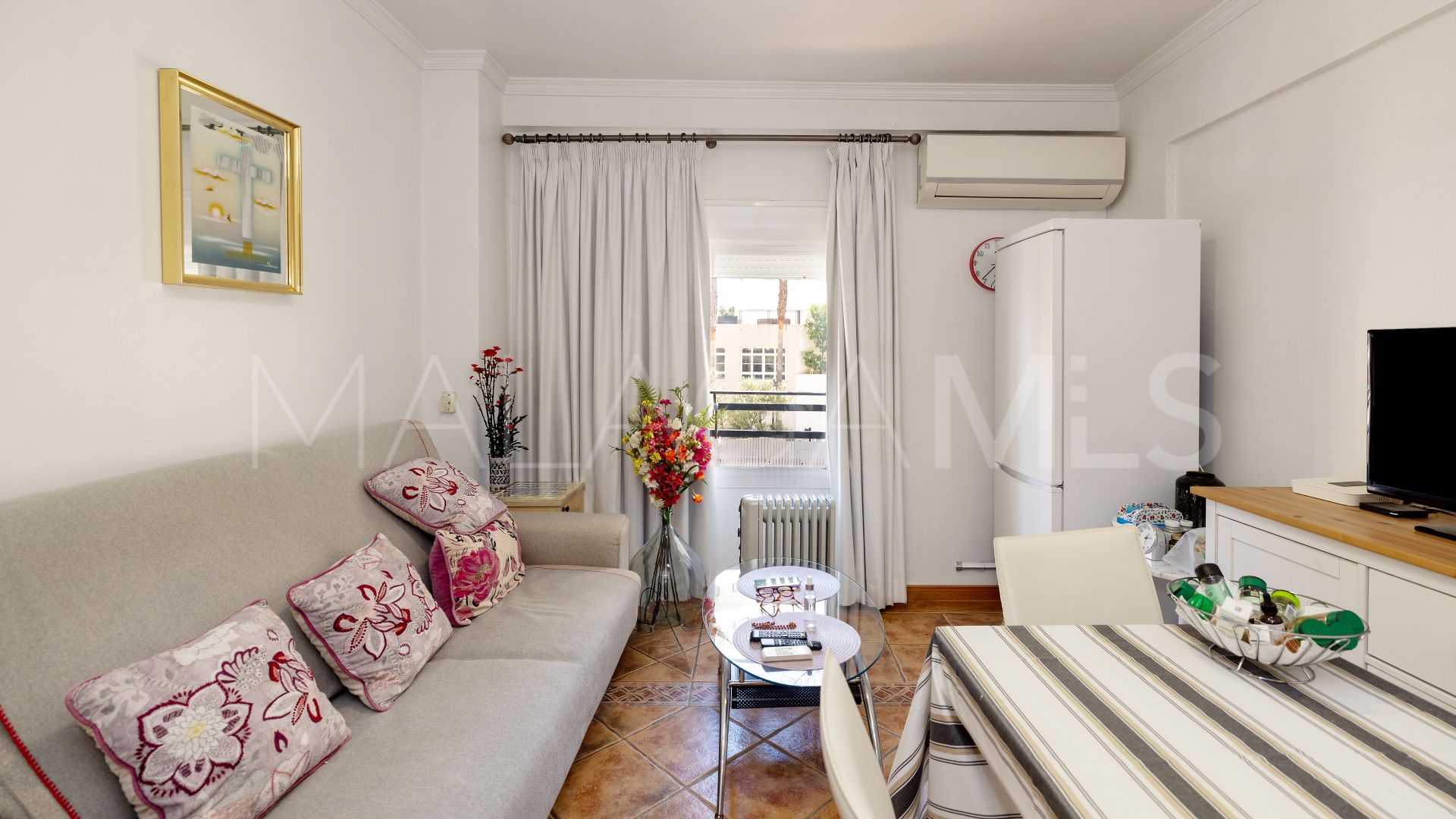 For sale apartment in Playa Bajadilla - Puertos