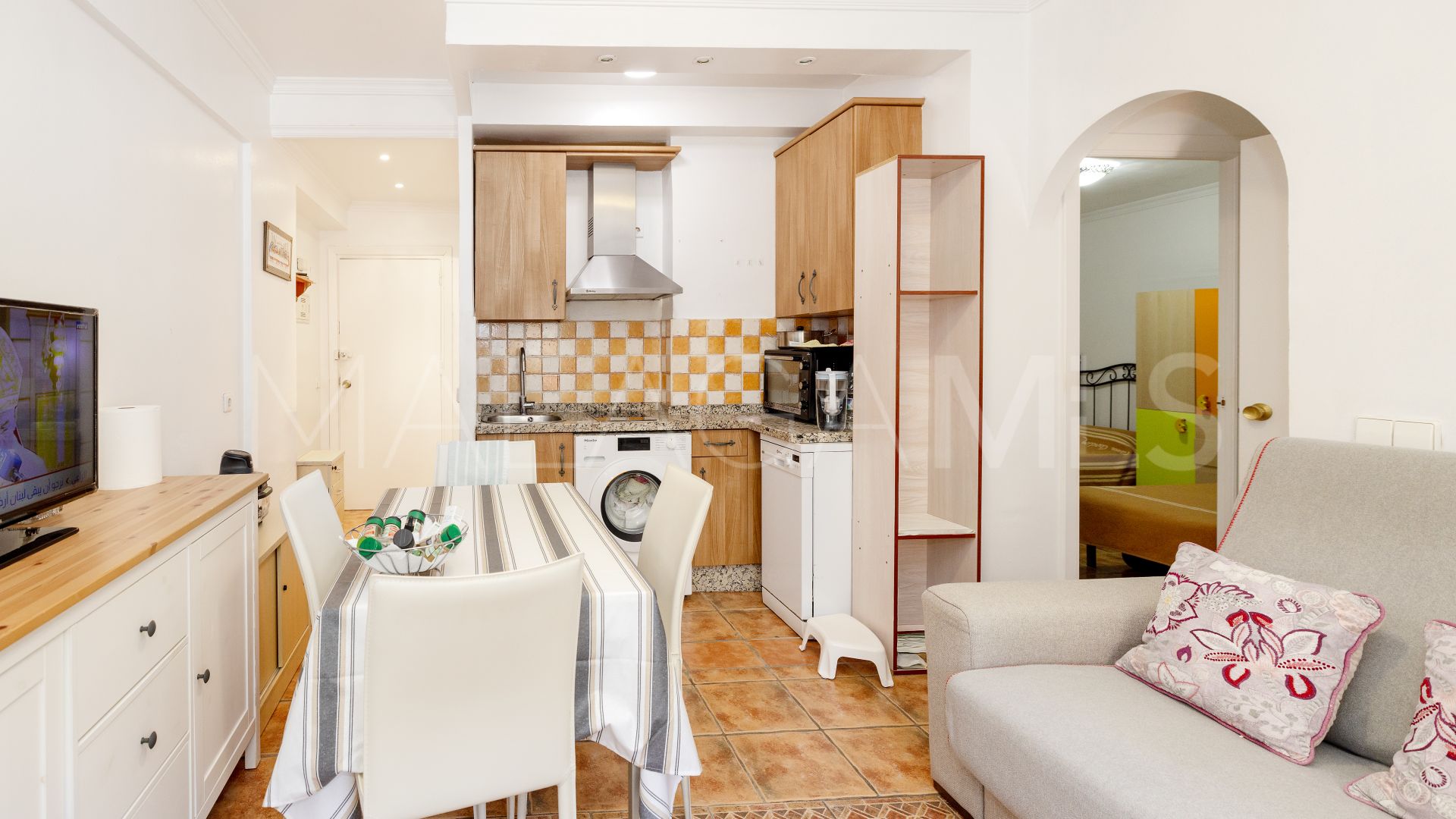 For sale apartment in Playa Bajadilla - Puertos