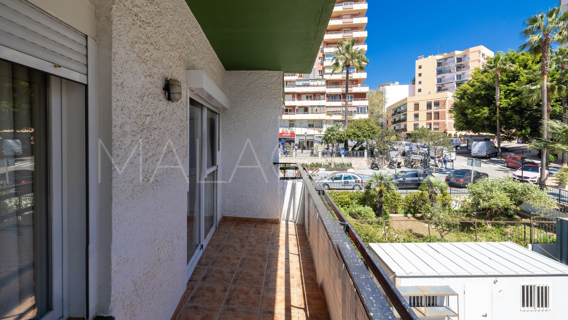 For sale apartment in Playa Bajadilla - Puertos