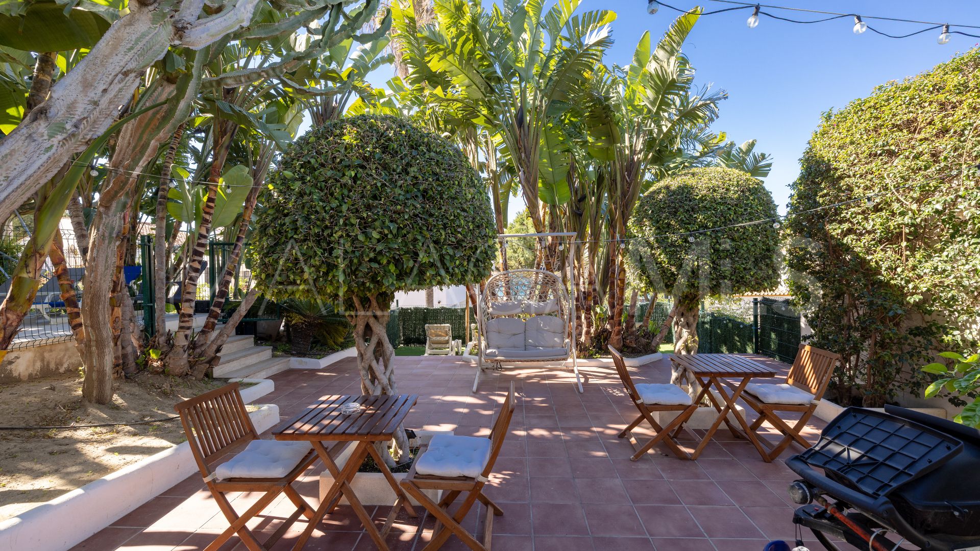 Rio Real, villa de 7 bedrooms for sale