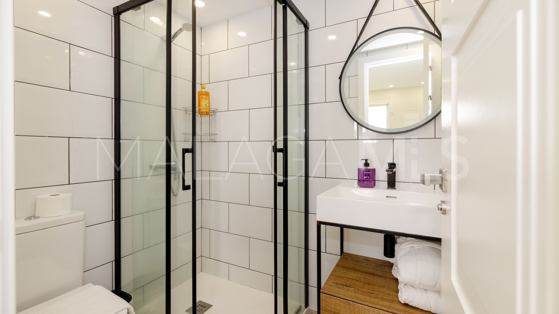 Rio Real, villa de 7 bedrooms for sale