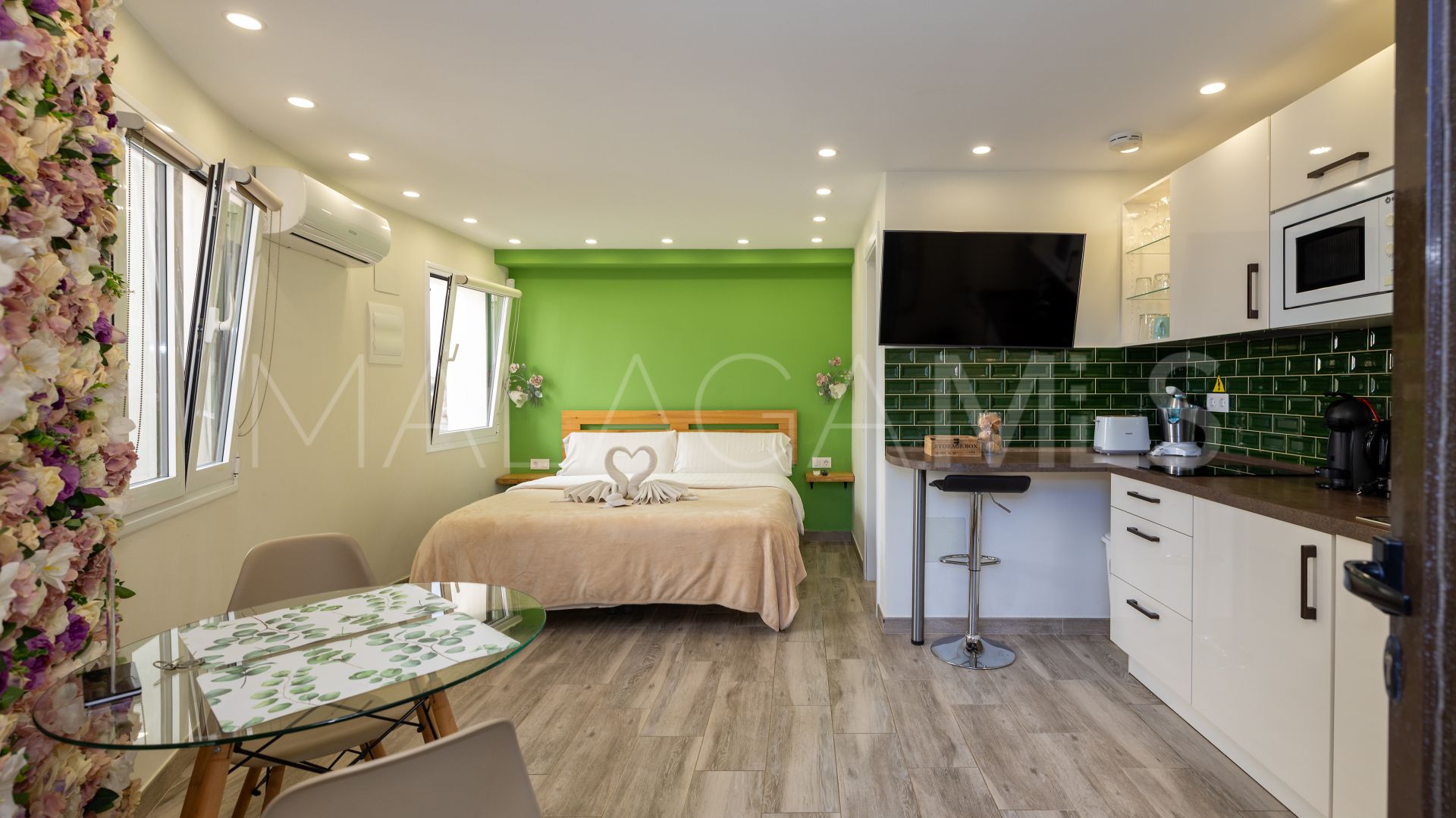 Rio Real, villa de 7 bedrooms for sale