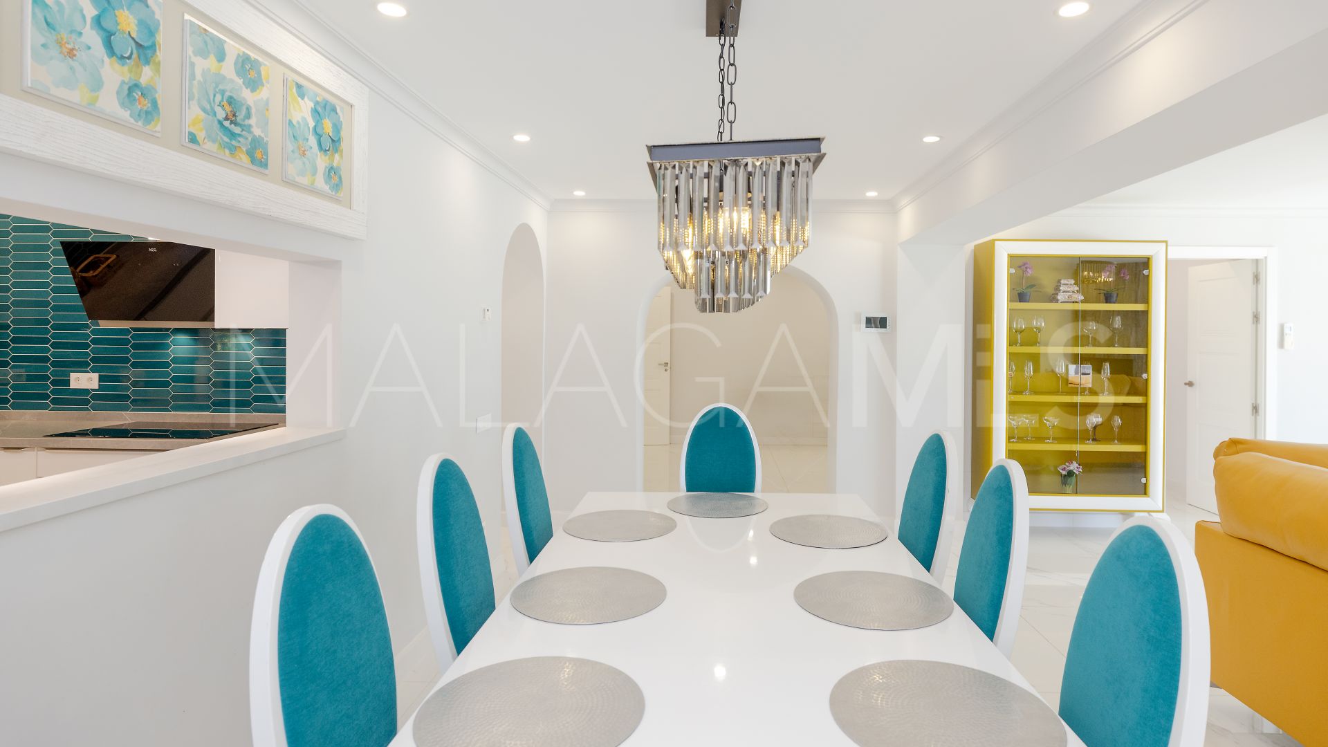 Rio Real, villa de 7 bedrooms for sale