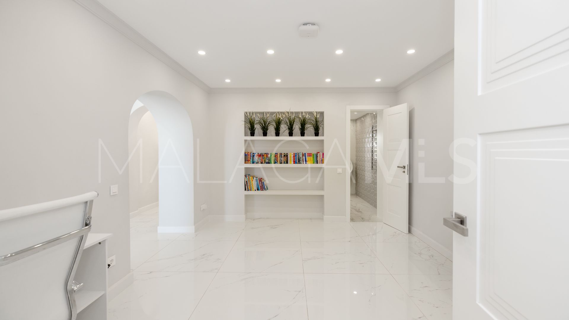 Rio Real, villa de 7 bedrooms for sale