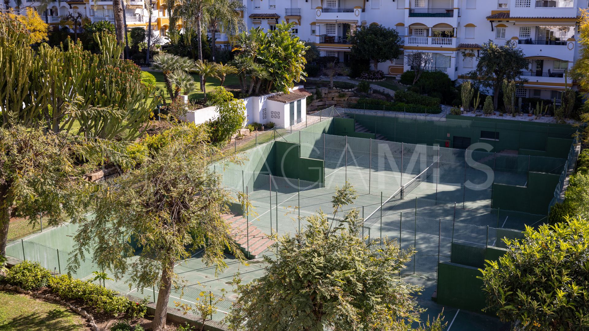 4 bedrooms duplex penthouse for sale in Hacienda Nagüeles I