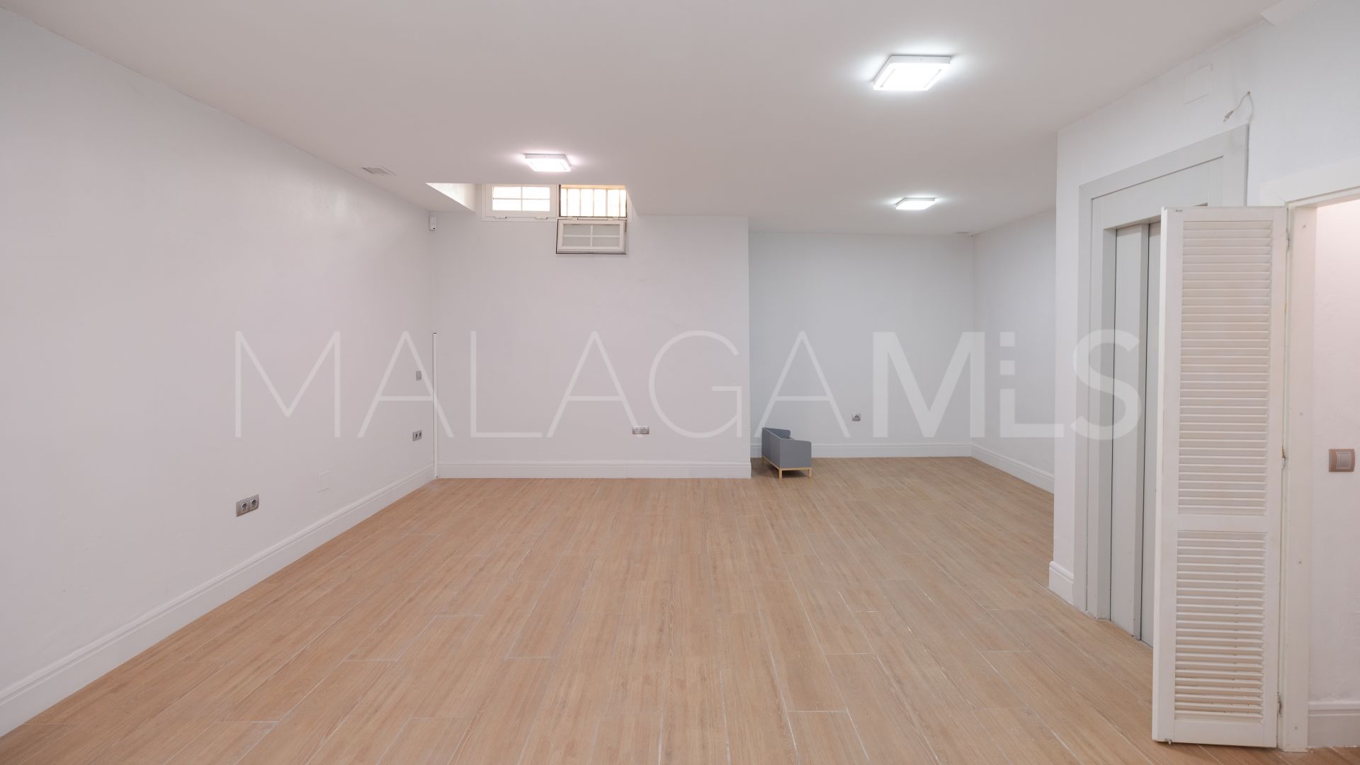 Doppelhaushälfte for sale in Valdeolletas