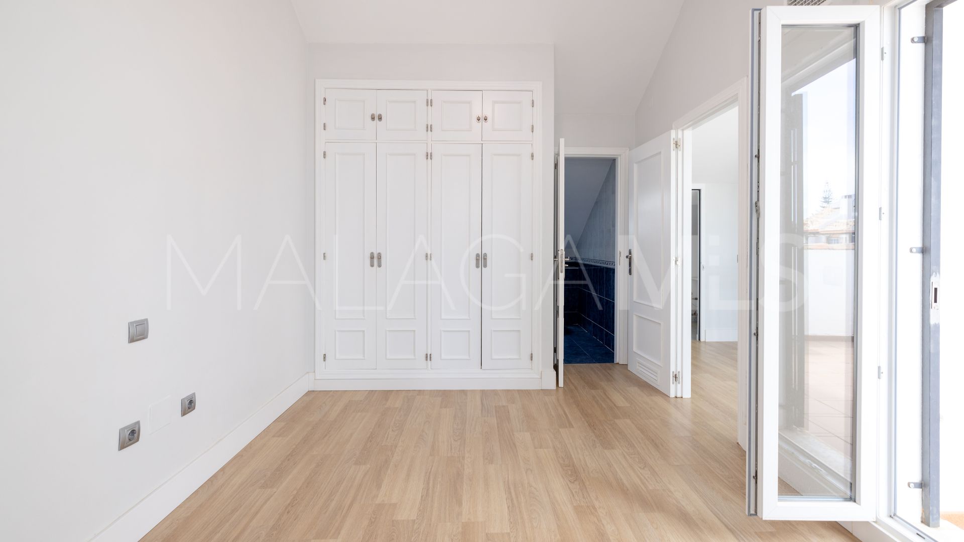 Doppelhaushälfte for sale in Valdeolletas