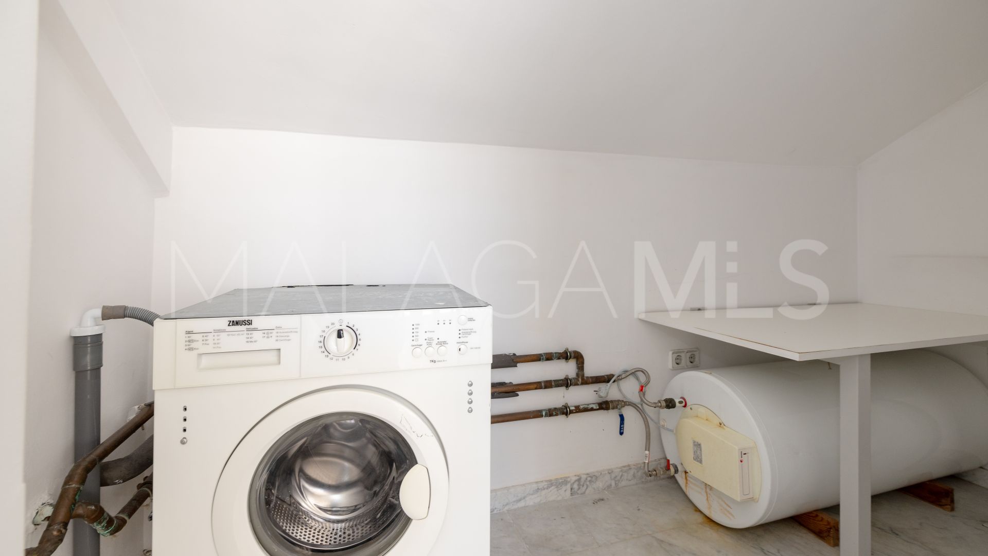 Doppelhaushälfte for sale in Valdeolletas