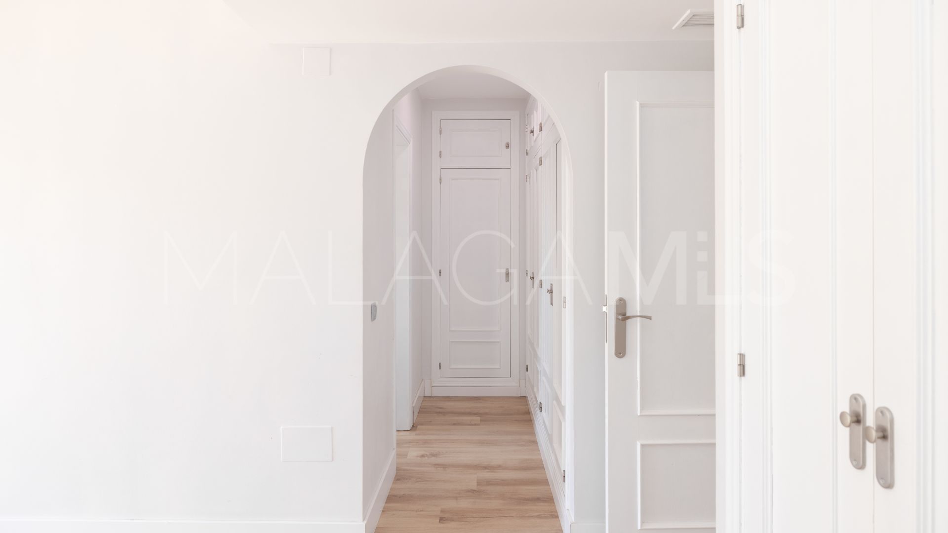 Doppelhaushälfte for sale in Valdeolletas