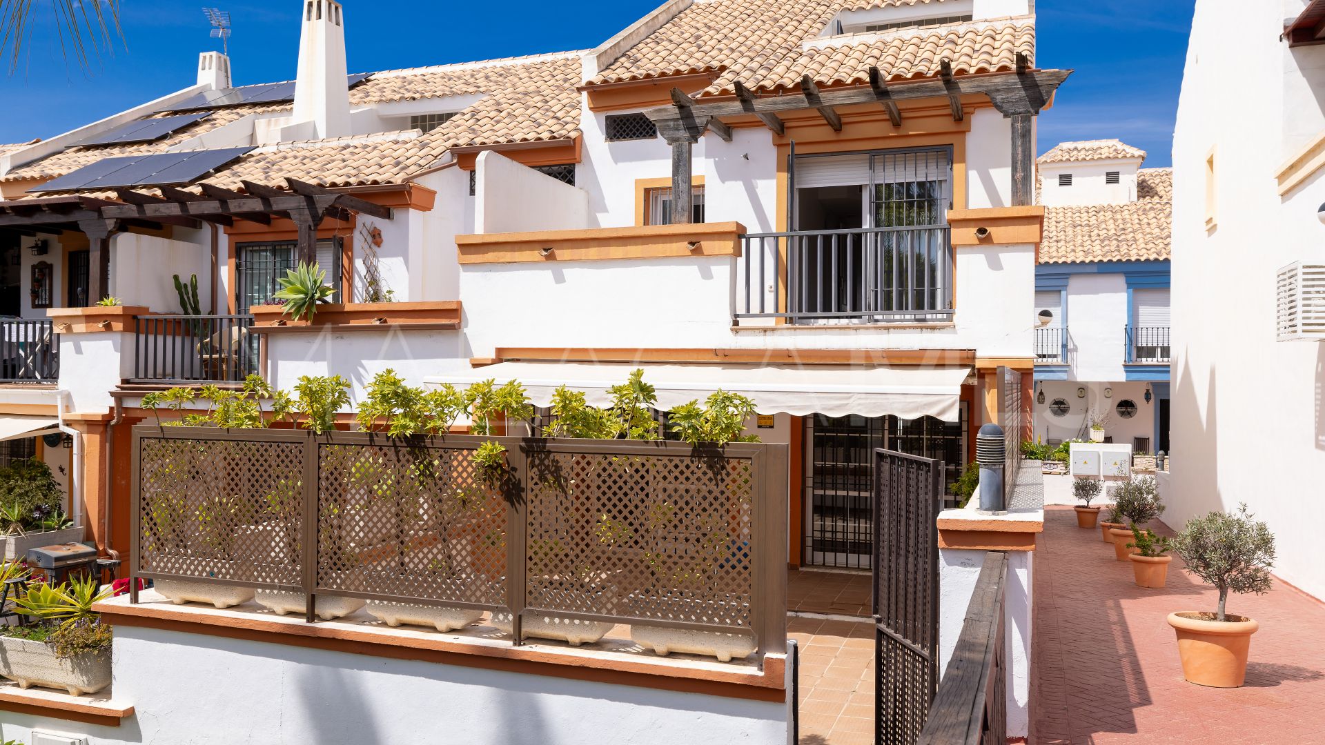 Doppelhaushälfte for sale in Valdeolletas