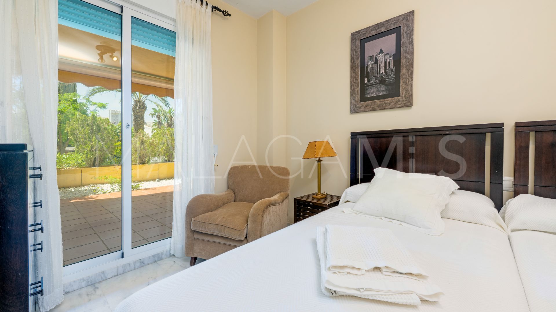 Lägenhet for sale in Bahia de Marbella