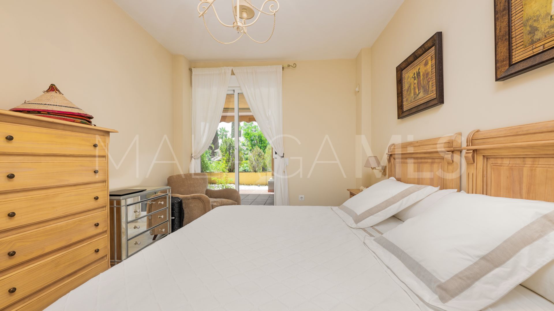 Lägenhet for sale in Bahia de Marbella