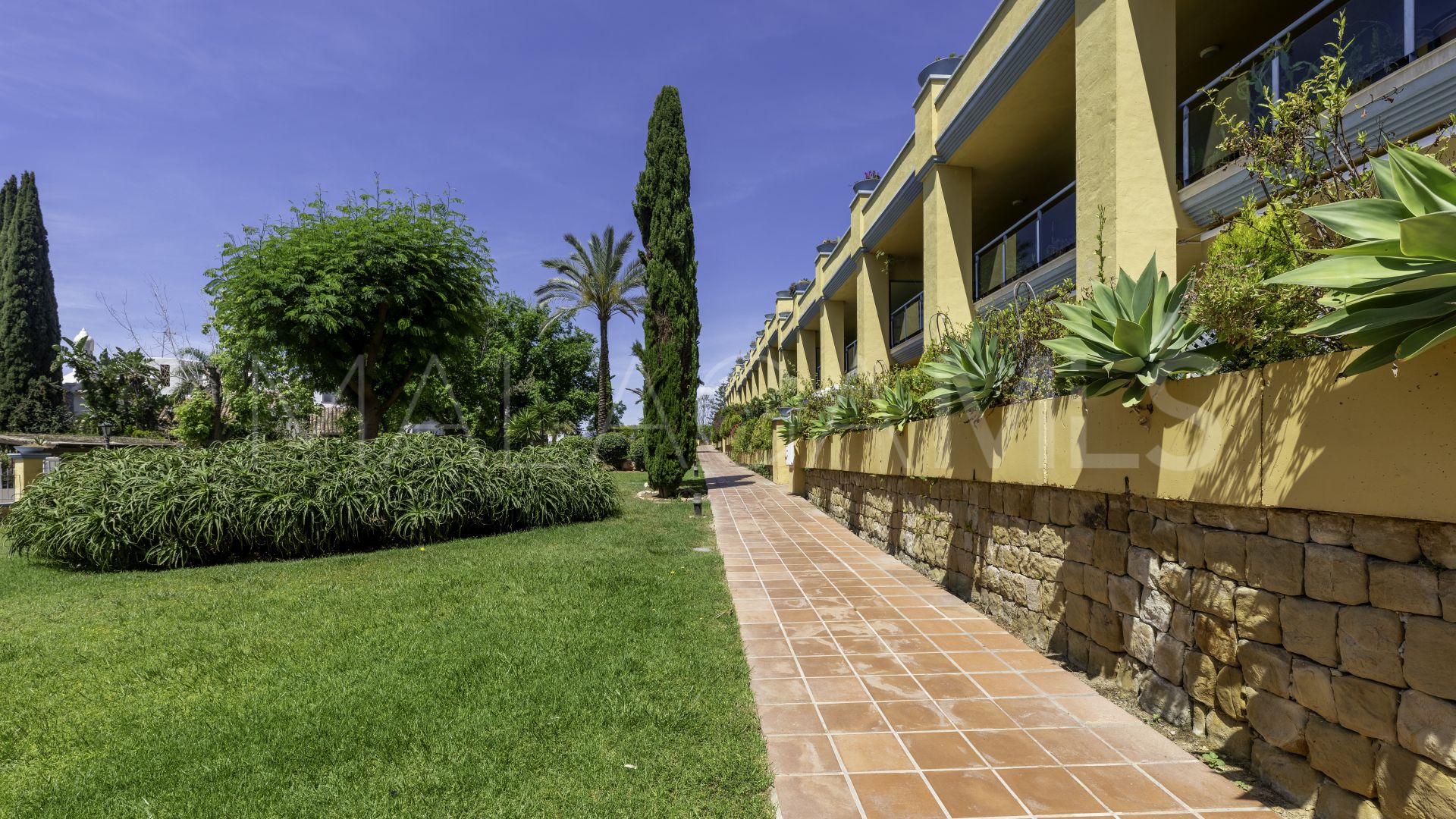 Lägenhet for sale in Bahia de Marbella