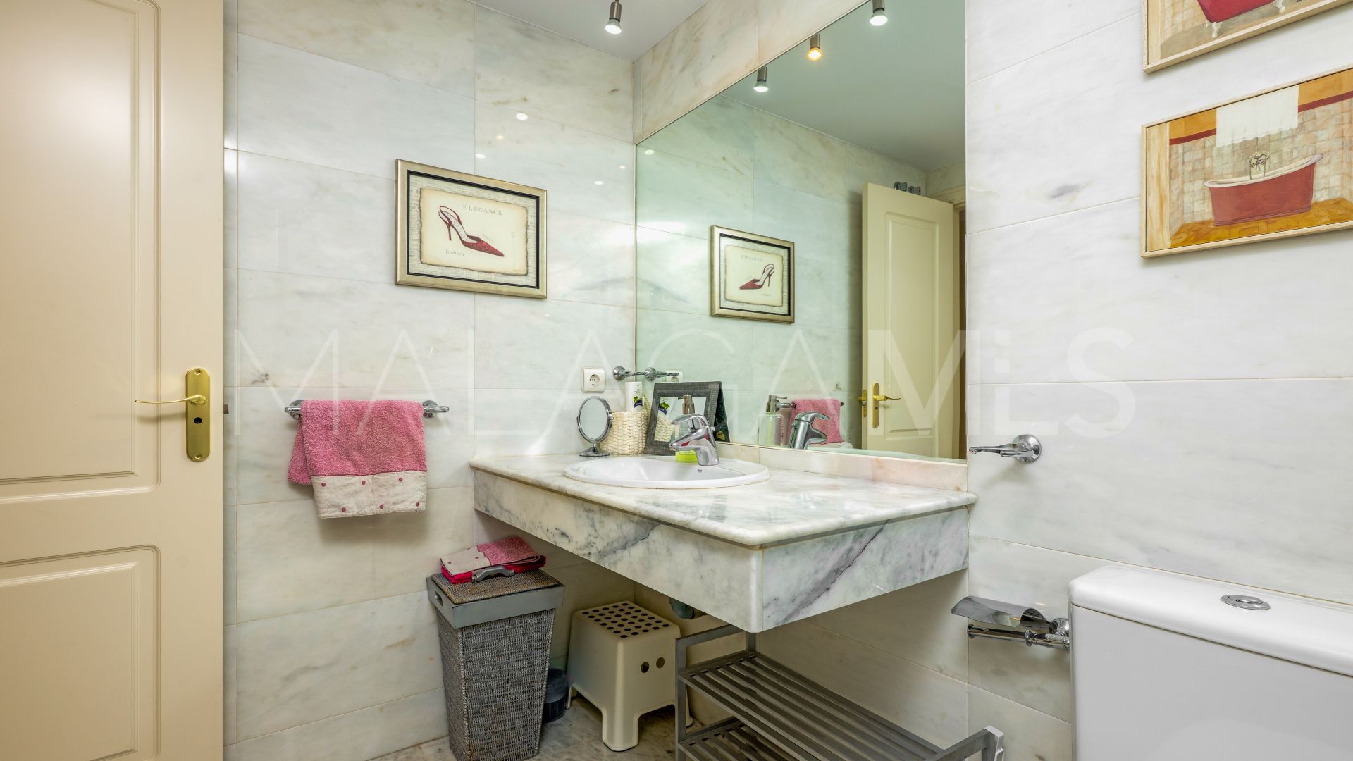 Lägenhet for sale in Bahia de Marbella