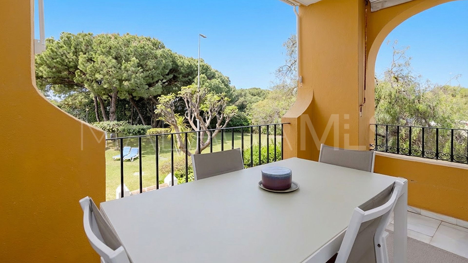 Lägenhet for sale in Cabopino