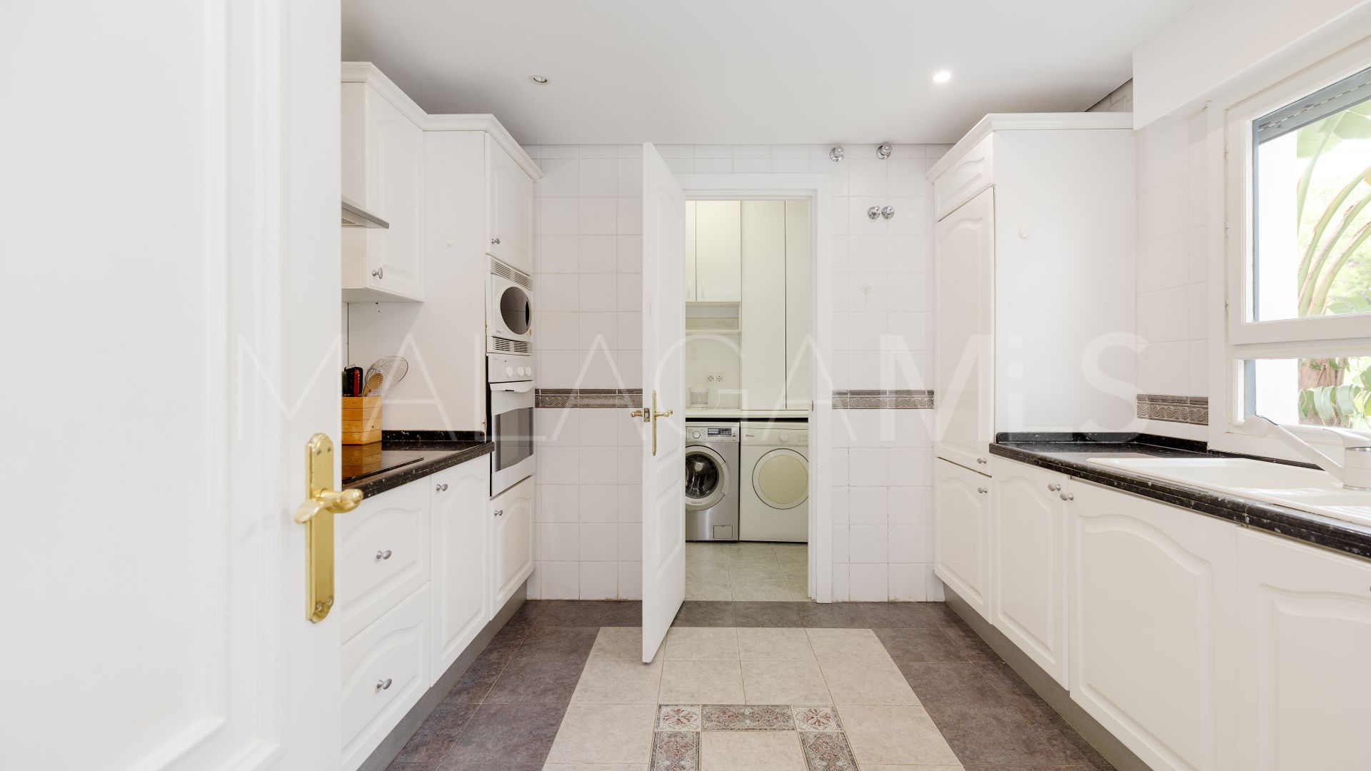 Lägenhet for sale in Cabopino