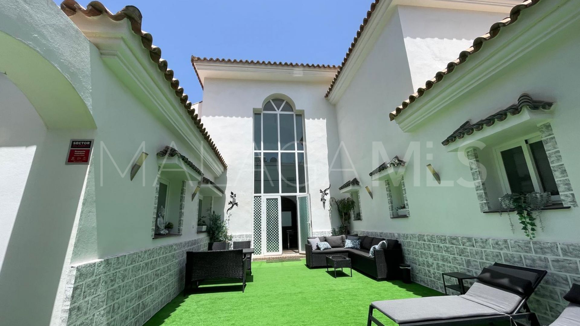 Nueva Andalucia, villa with 5 bedrooms for sale