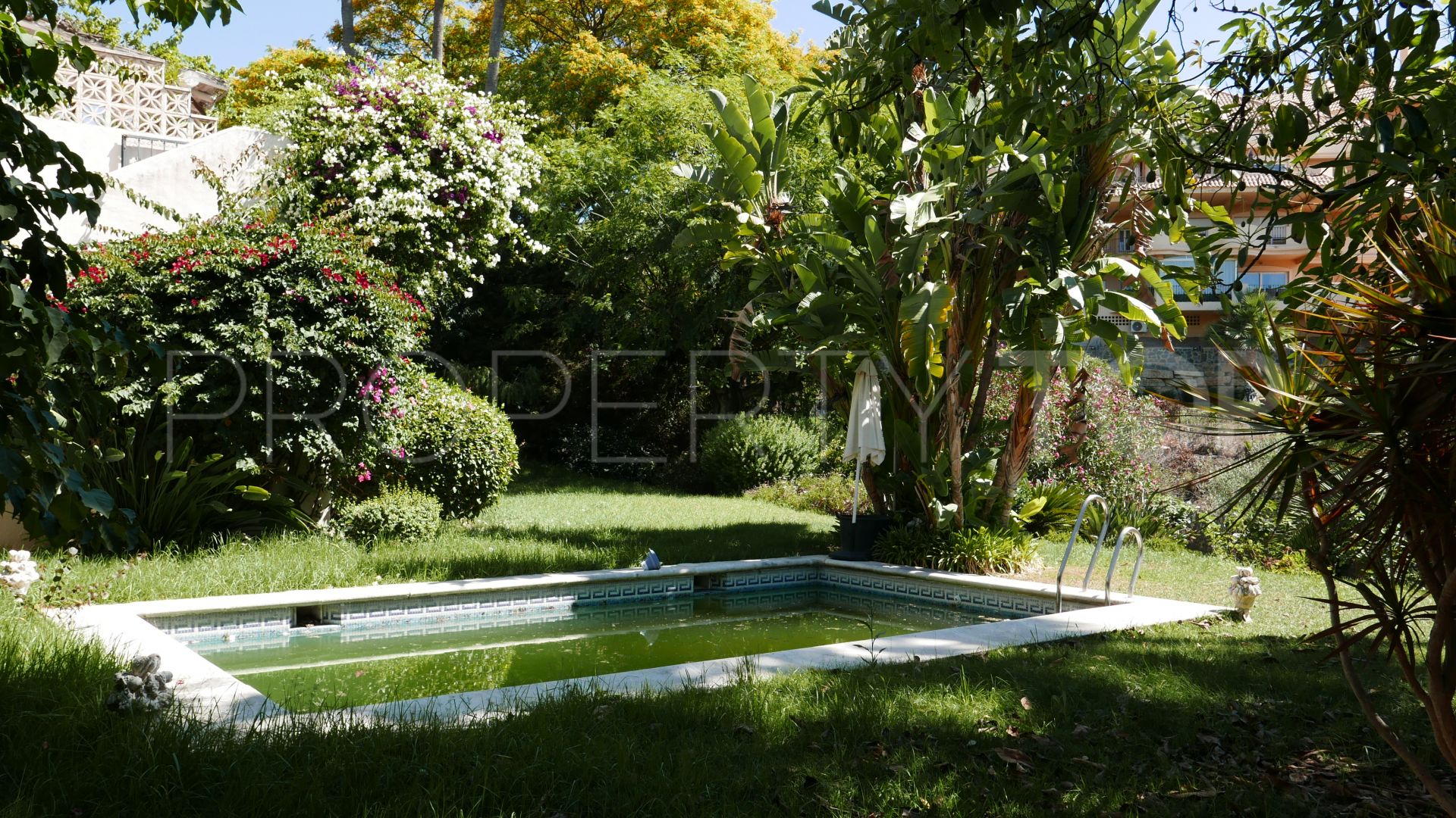 For sale villa in Los Naranjos Hill Club with 4 bedrooms