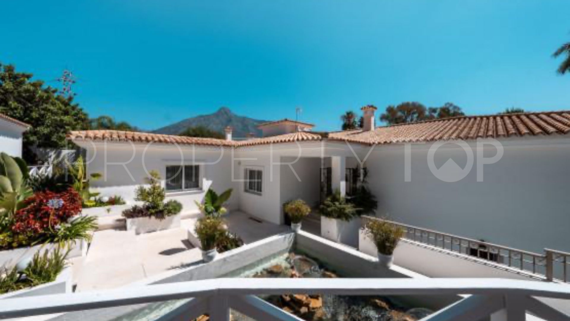 Villa en venta en Las Lomas del Marbella Club de 7 dormitorios