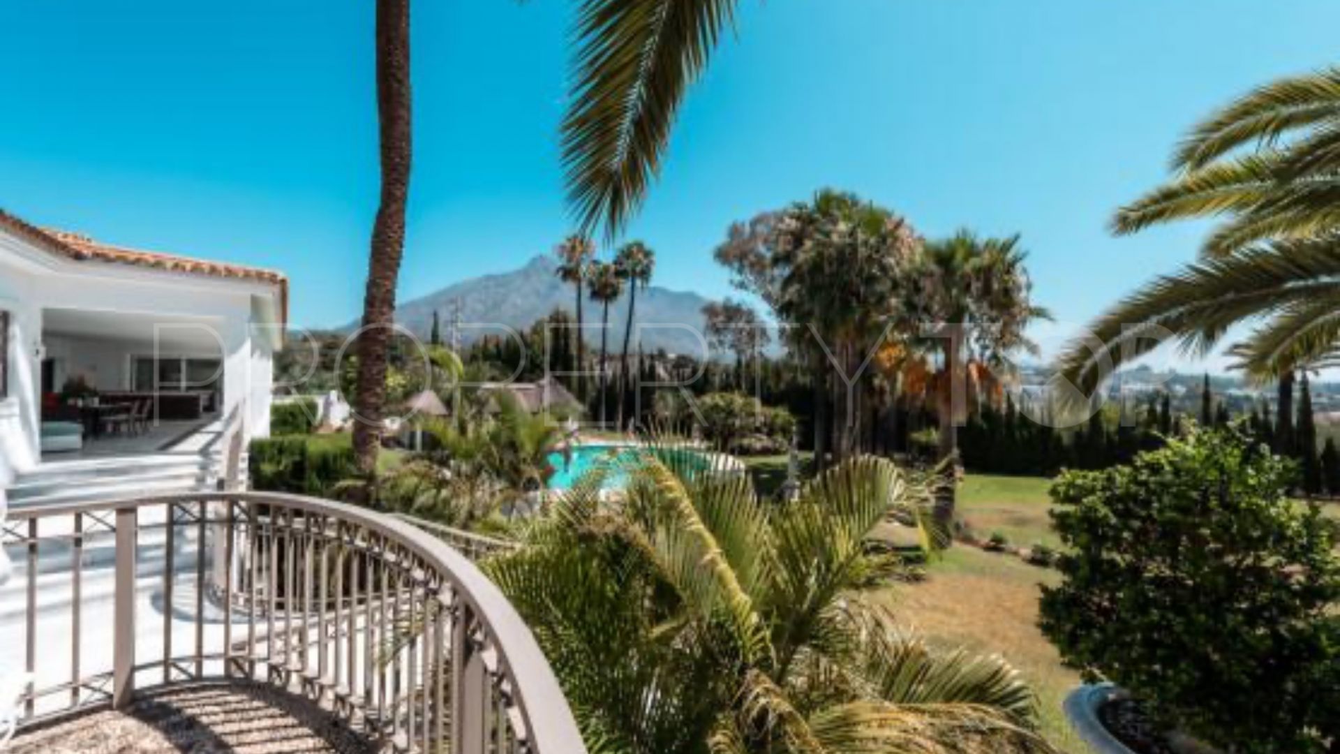 Villa en venta en Las Lomas del Marbella Club de 7 dormitorios