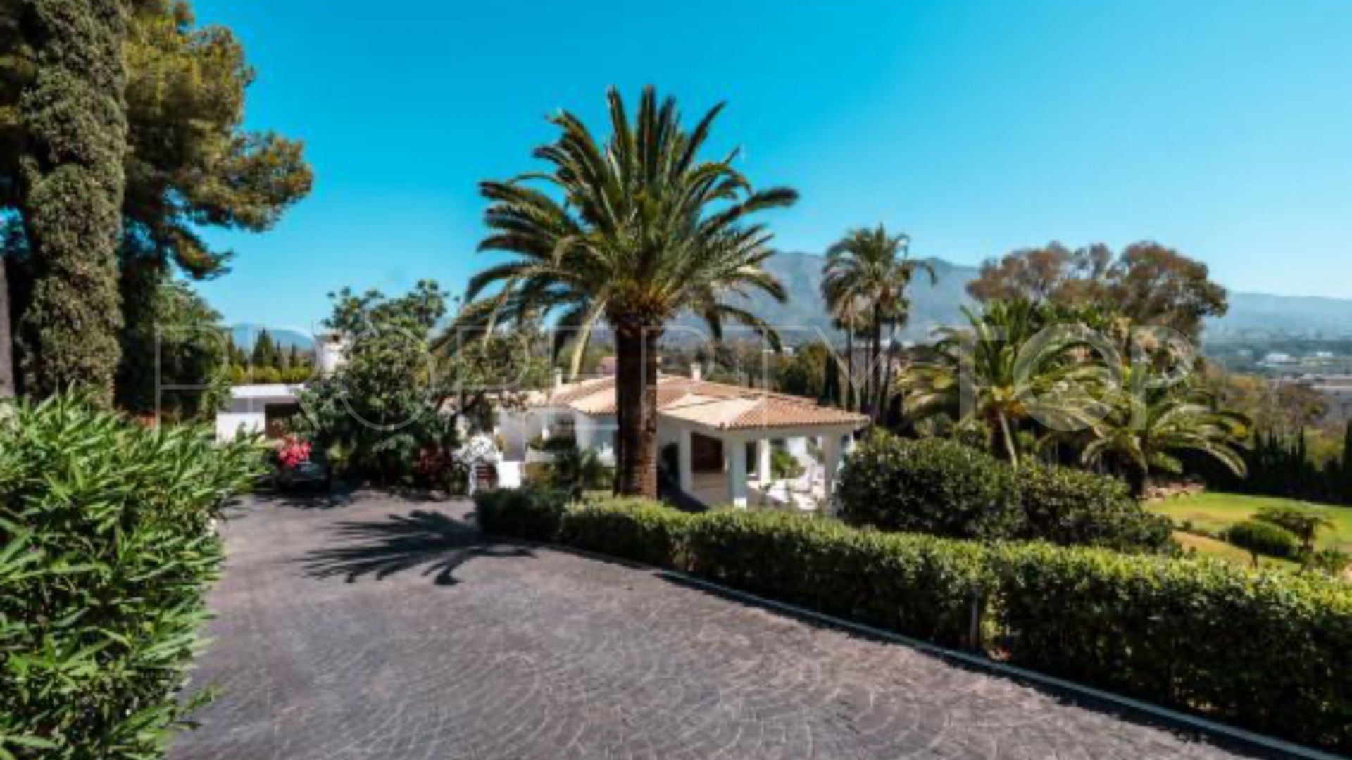 Villa en venta en Las Lomas del Marbella Club de 7 dormitorios