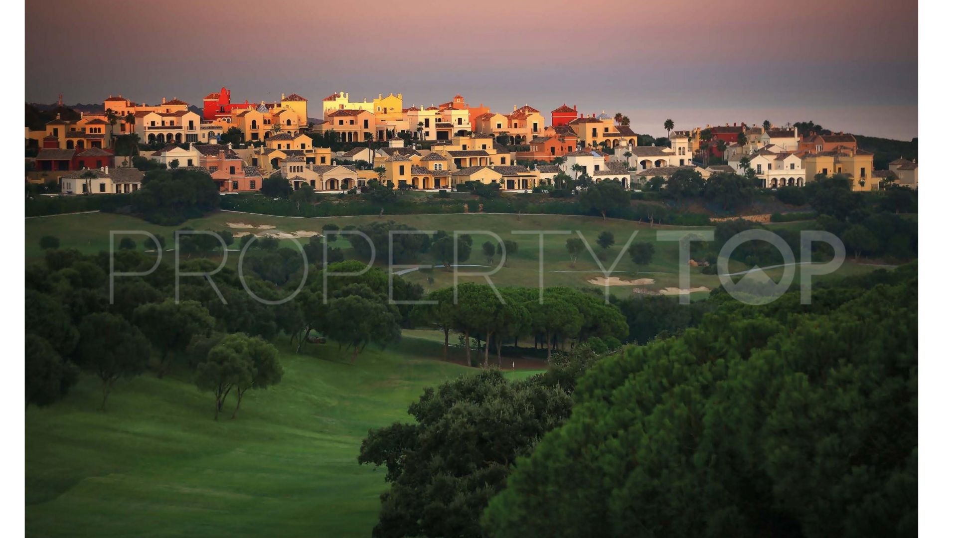 Comprar villa en La Reserva de 4 dormitorios