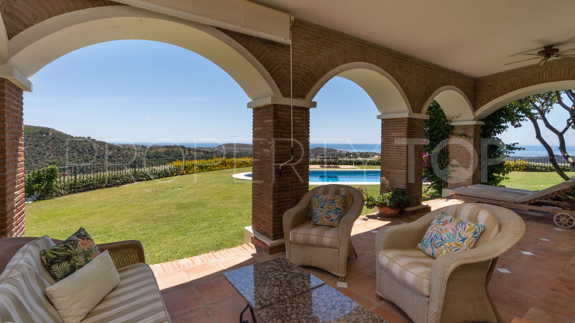 Monte Mayor, villa en venta