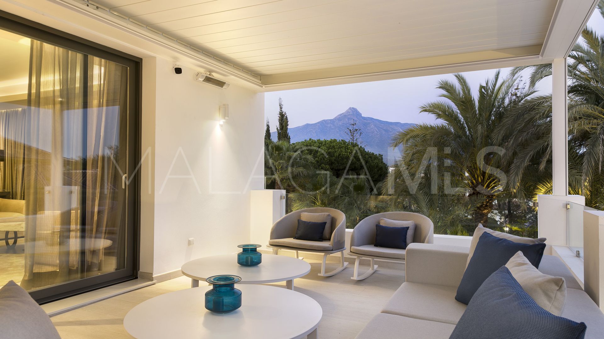 For sale Nueva Andalucia villa