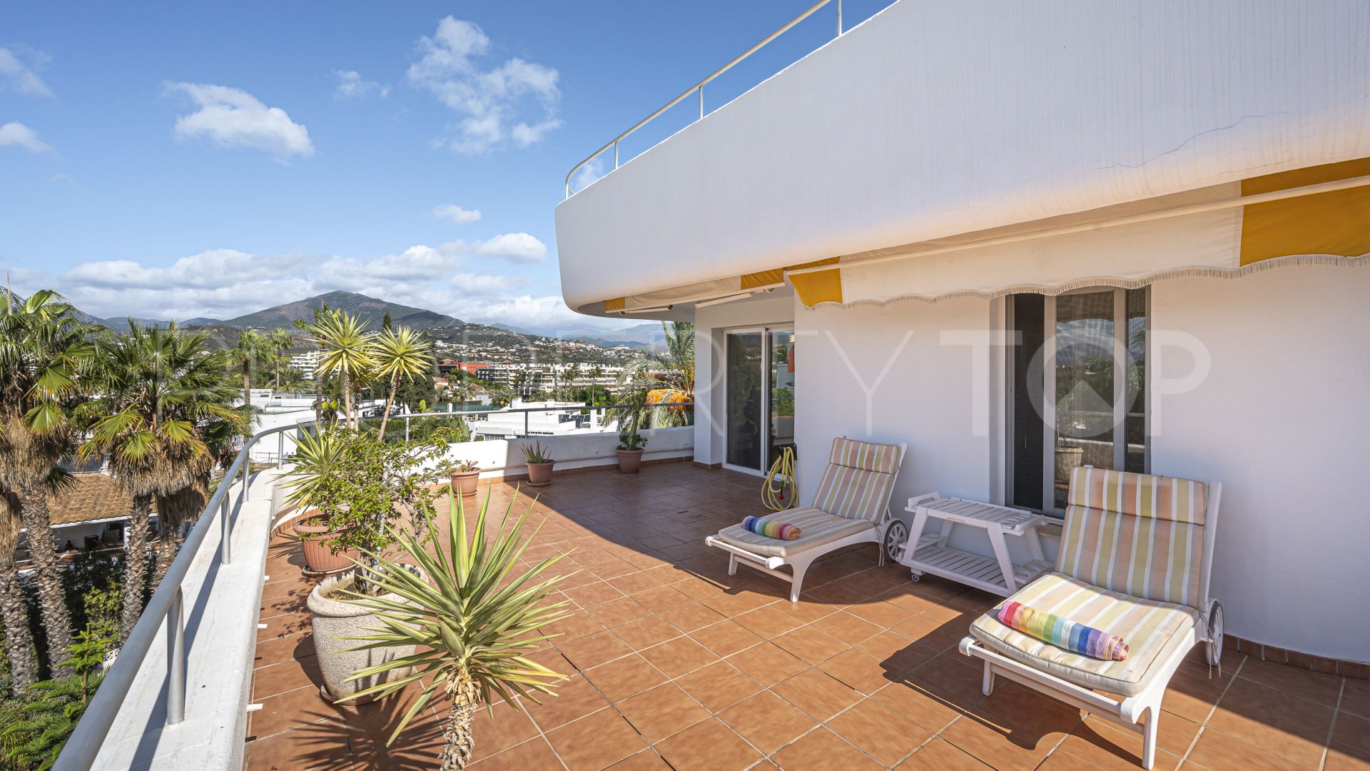 Apartment for sale in Guadalmina Alta