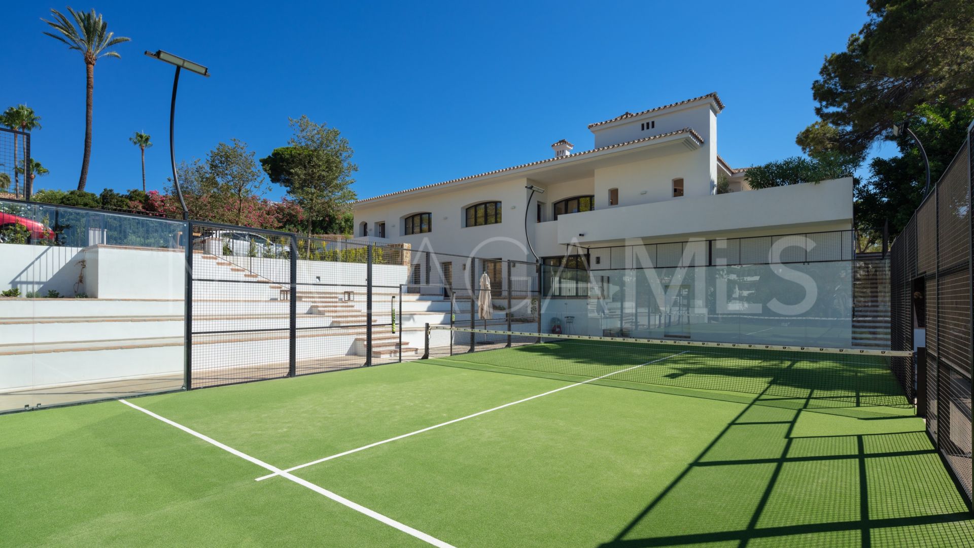 Las Lomas del Marbella Club villa for sale