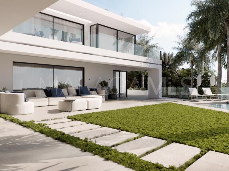 Villa for sale in Cascada de Camojan