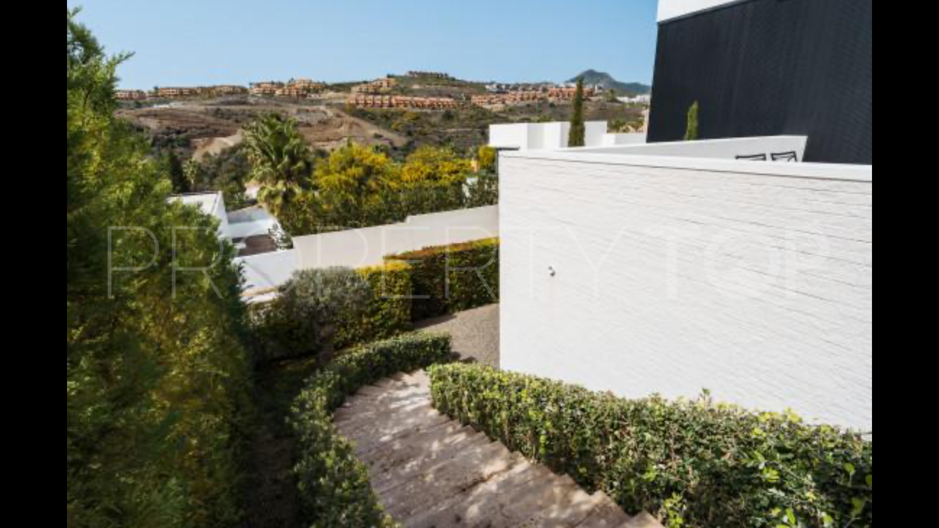 For sale villa with 4 bedrooms in La Alqueria