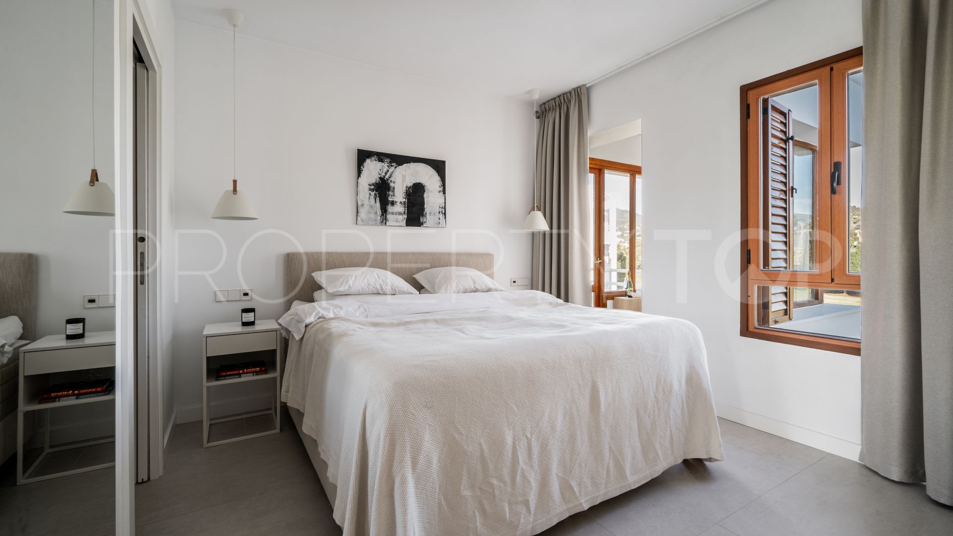 Atico en venta de 3 dormitorios en Nueva Andalucia